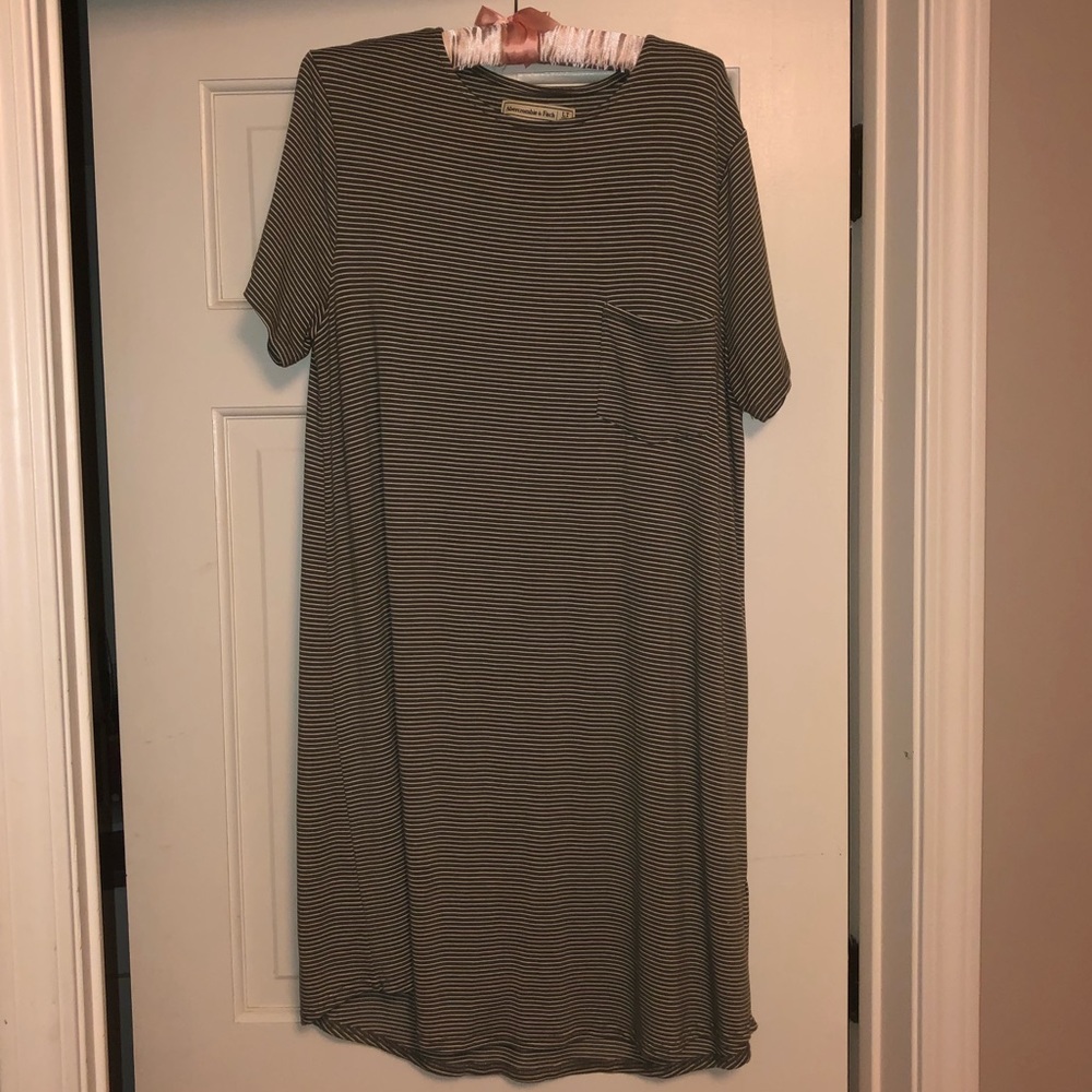 Abercrombie and Fitch T-shirt dress